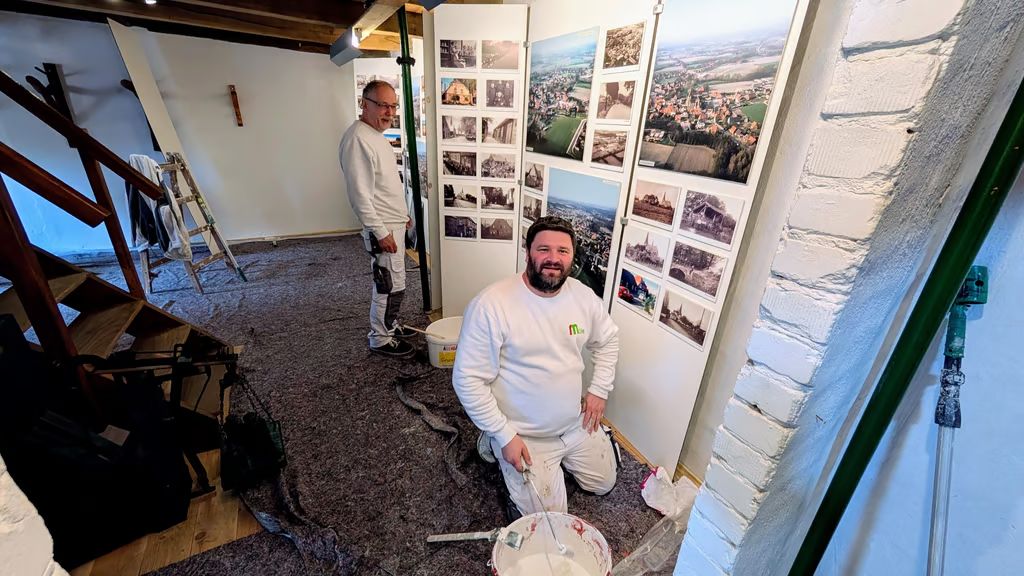 Die Spezialfirma Müller aus Hille hat die Reinigung nach dem Brand übernommen. Derzeit stehen noch Malerarbeiten an. Foto: Henning Tillmann
